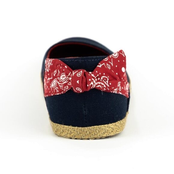 UGG Kids Kelsa Flat Moccasins - Picture 3 of 4
